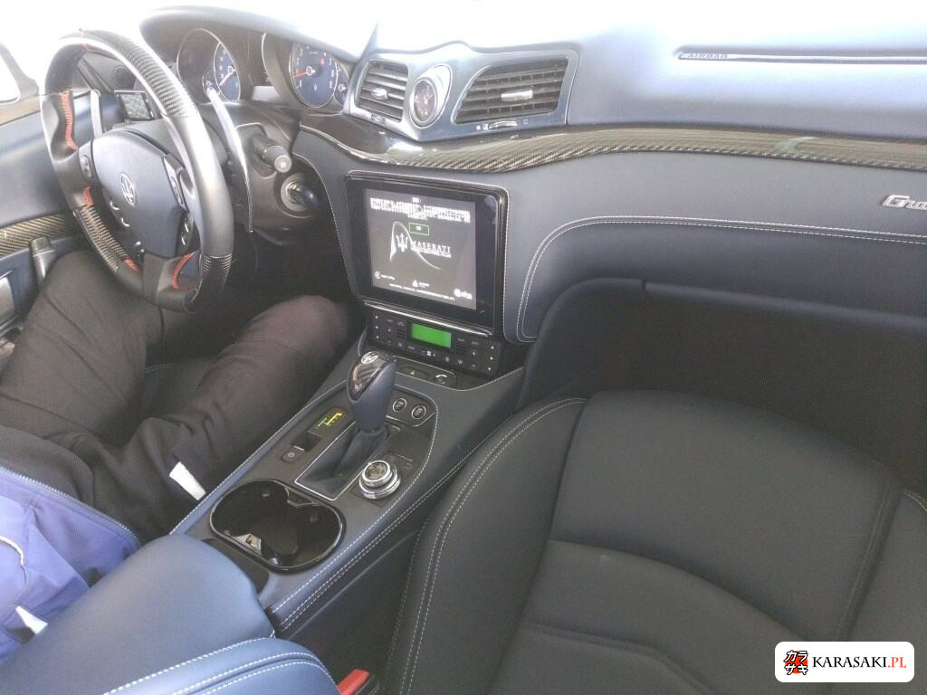 Maserati Granturismo 2019 z aukcji japońskiej
