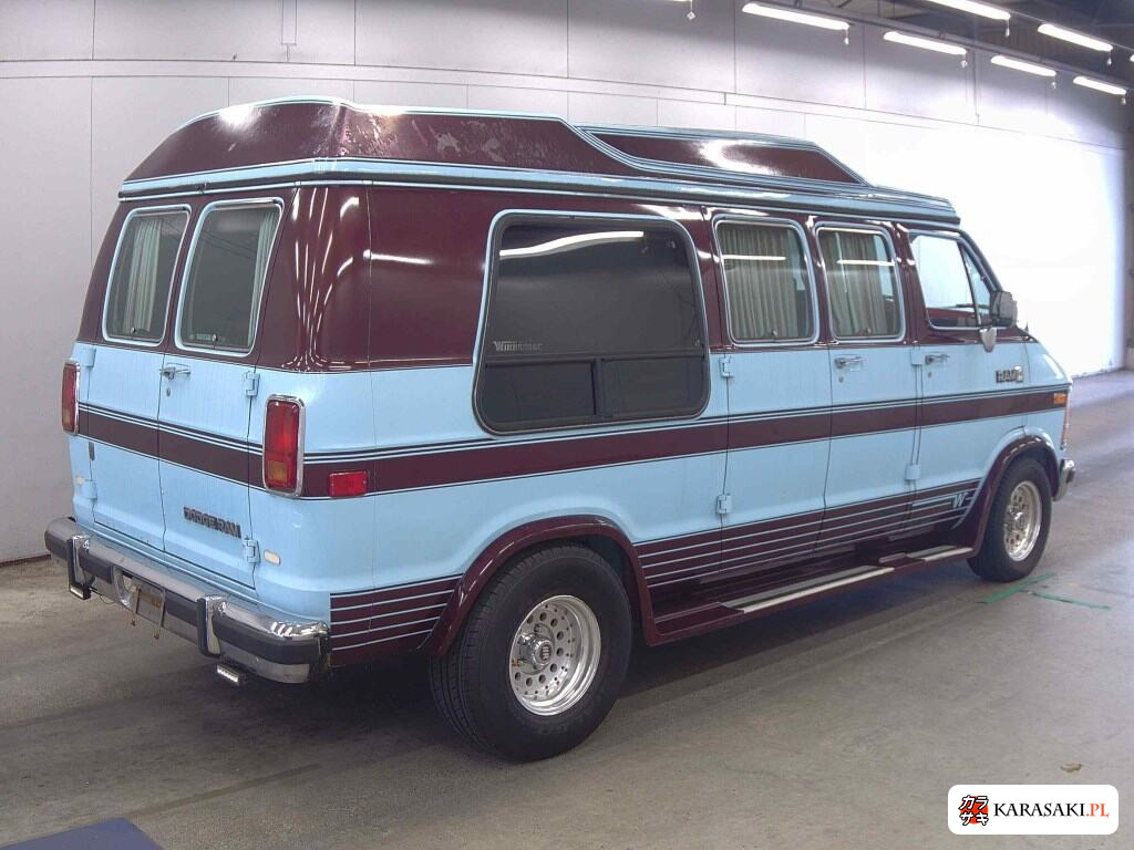 Dodge 1989 z aukcji japońskiej