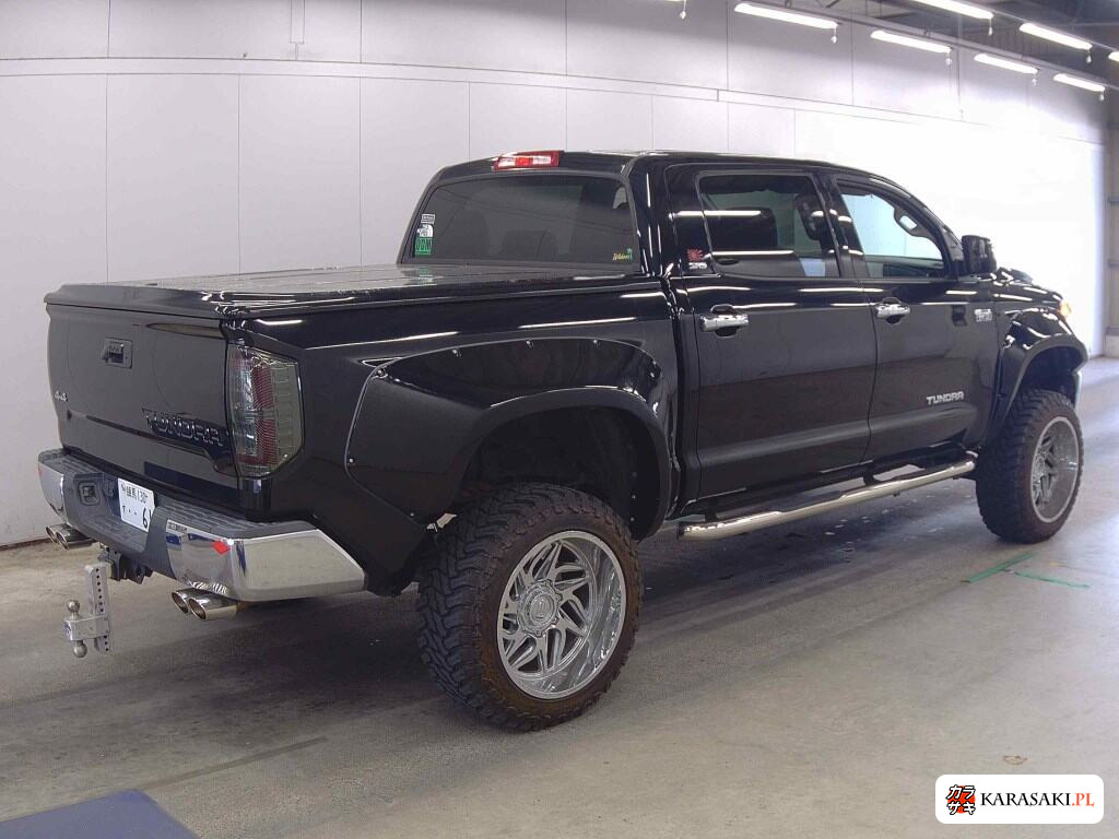 America Toyota 2014 z aukcji japońskiej