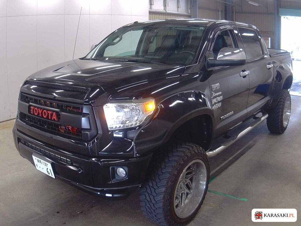 America Toyota 2014 z aukcji japońskiej