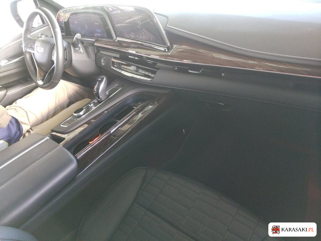 Cadillac Escalade 2022 z aukcji japońskiej