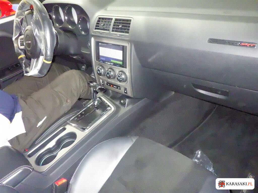 Dodge Challenger 2013 z aukcji japońskiej