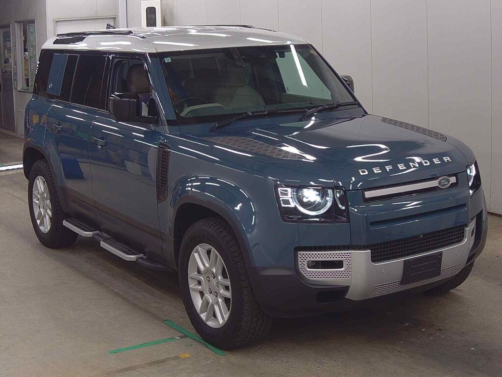 Land Rover Defender 2023 z aukcji japońskiej