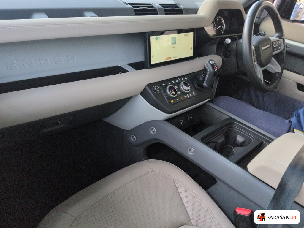 2022 Land Rover Defender 3D 4WD 5