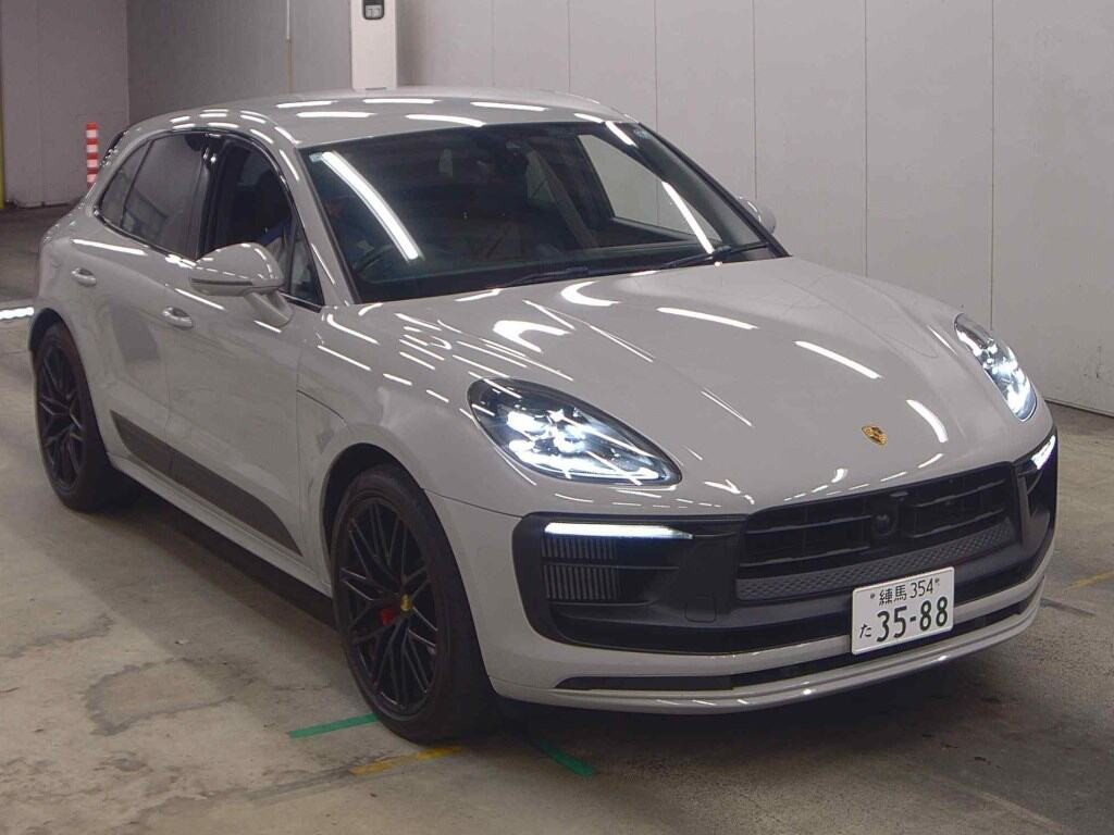 Porsche Macan 2023 z aukcji japońskiej