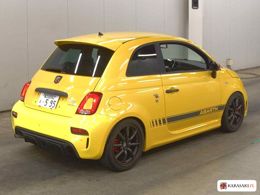 Abarth 595 2017 z aukcji japońskiej