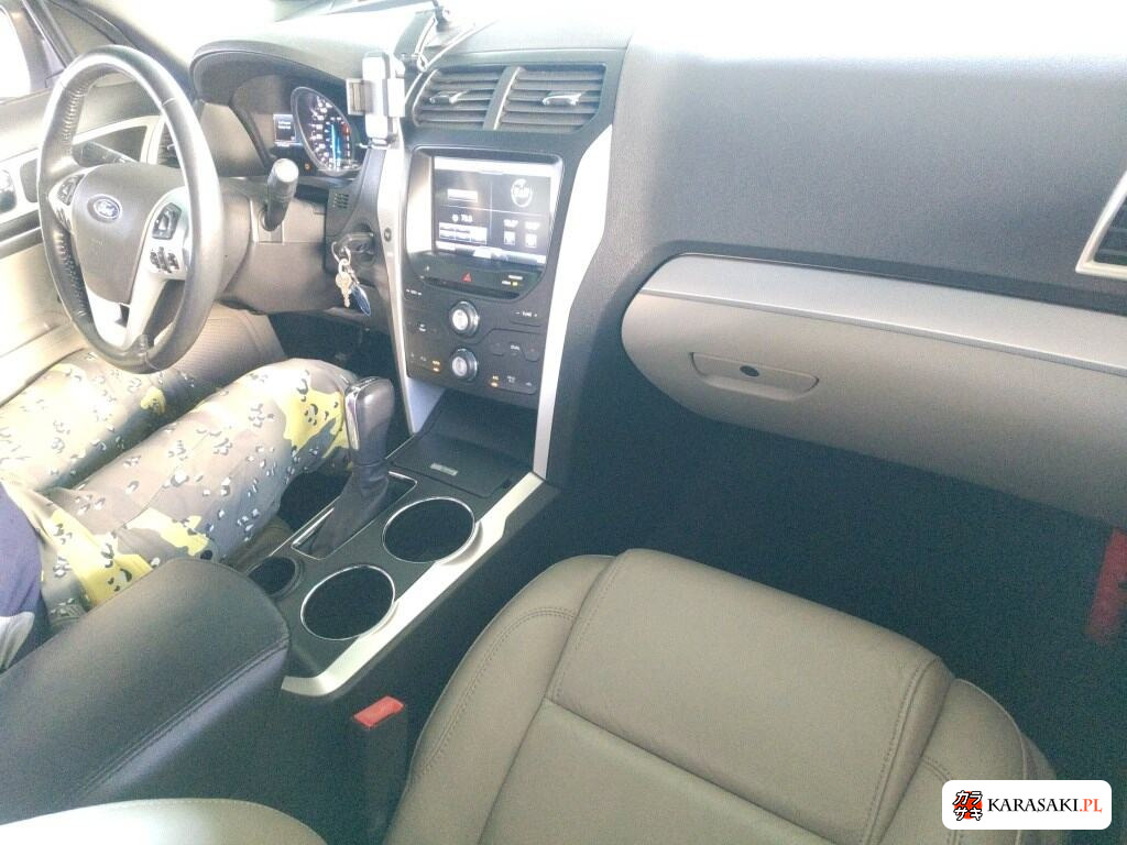 2014 Ford Explorer 5D XLT Eco Boost 5