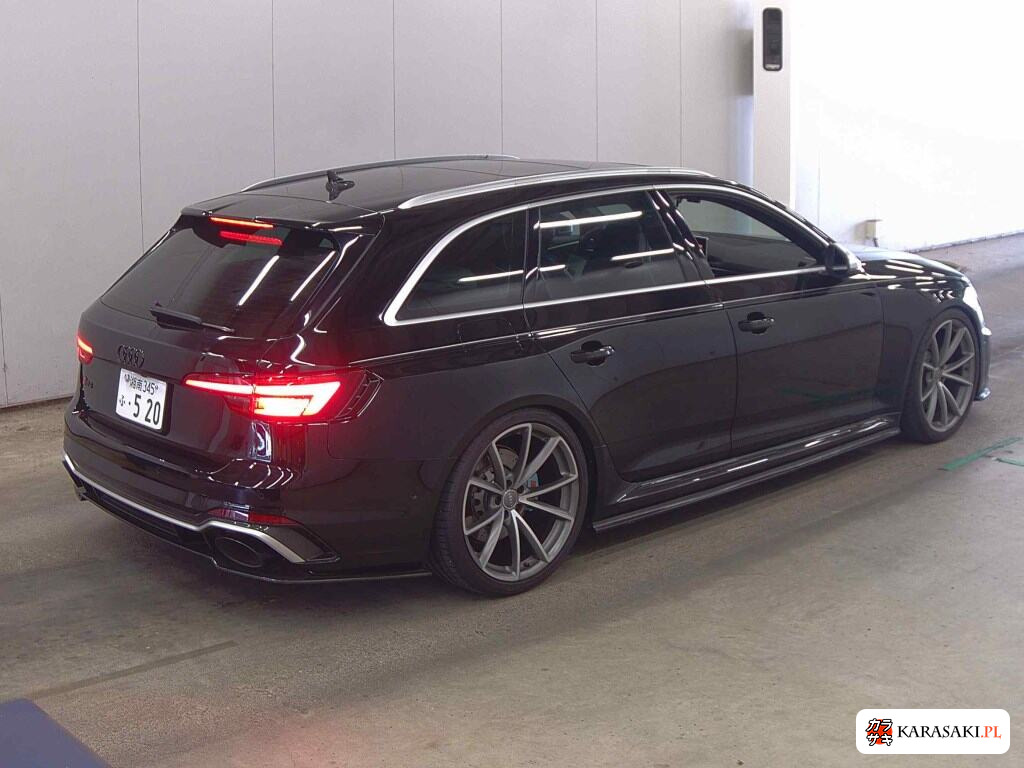 Audi RS4 Avant 2019 z aukcji japońskiej