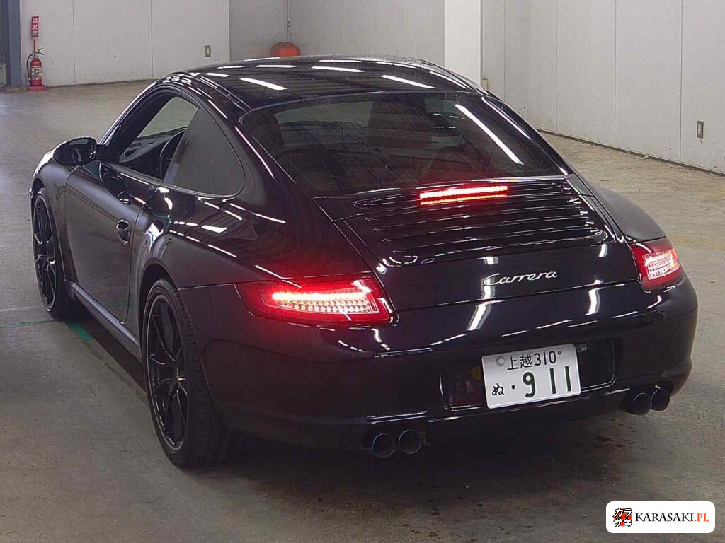 Porsche 911 2005 z aukcji japońskiej
