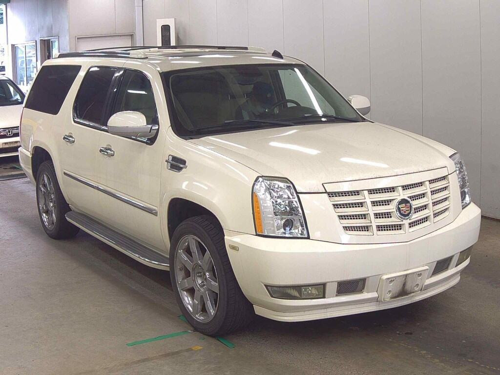 Cadillac Escalade 2006 z aukcji japońskiej