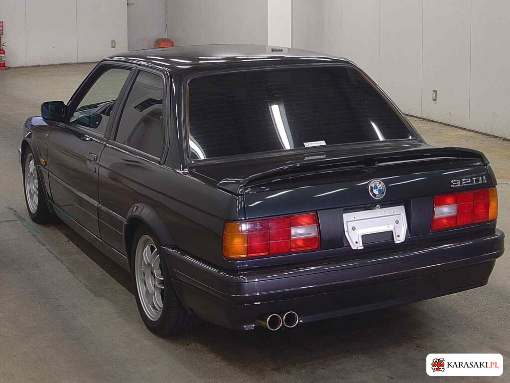 BMW 3 Series 1988 z aukcji japońskiej