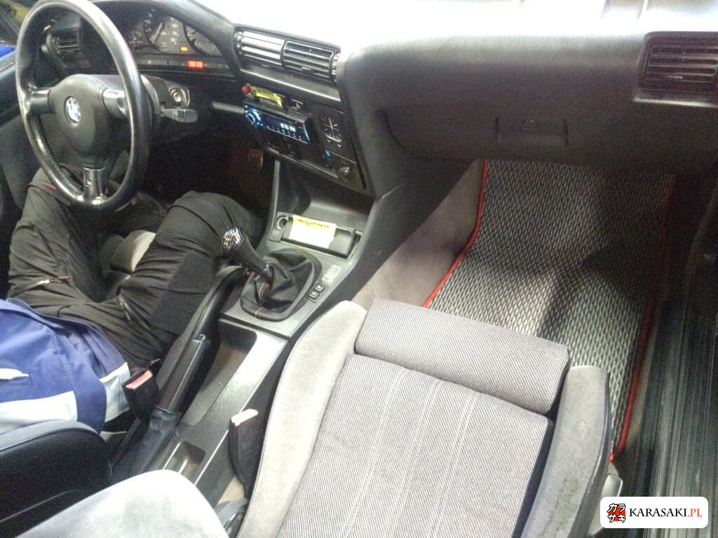 BMW 3 Series 1988 z aukcji japońskiej