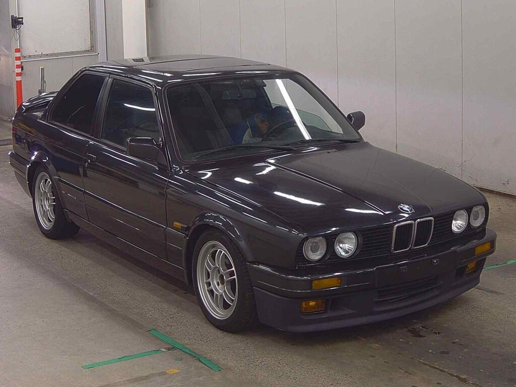 BMW 3 Series 1988 z aukcji japońskiej