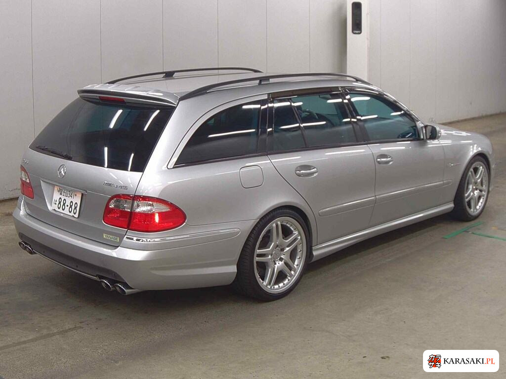 Mercedes-Benz E-Class Stationwagon 2003 z aukcji japońskiej