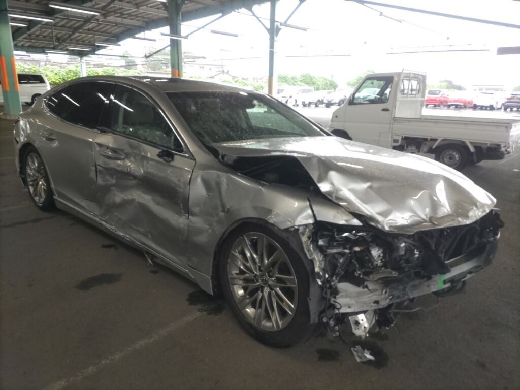 Lexus LS 2018 z aukcji japońskiej