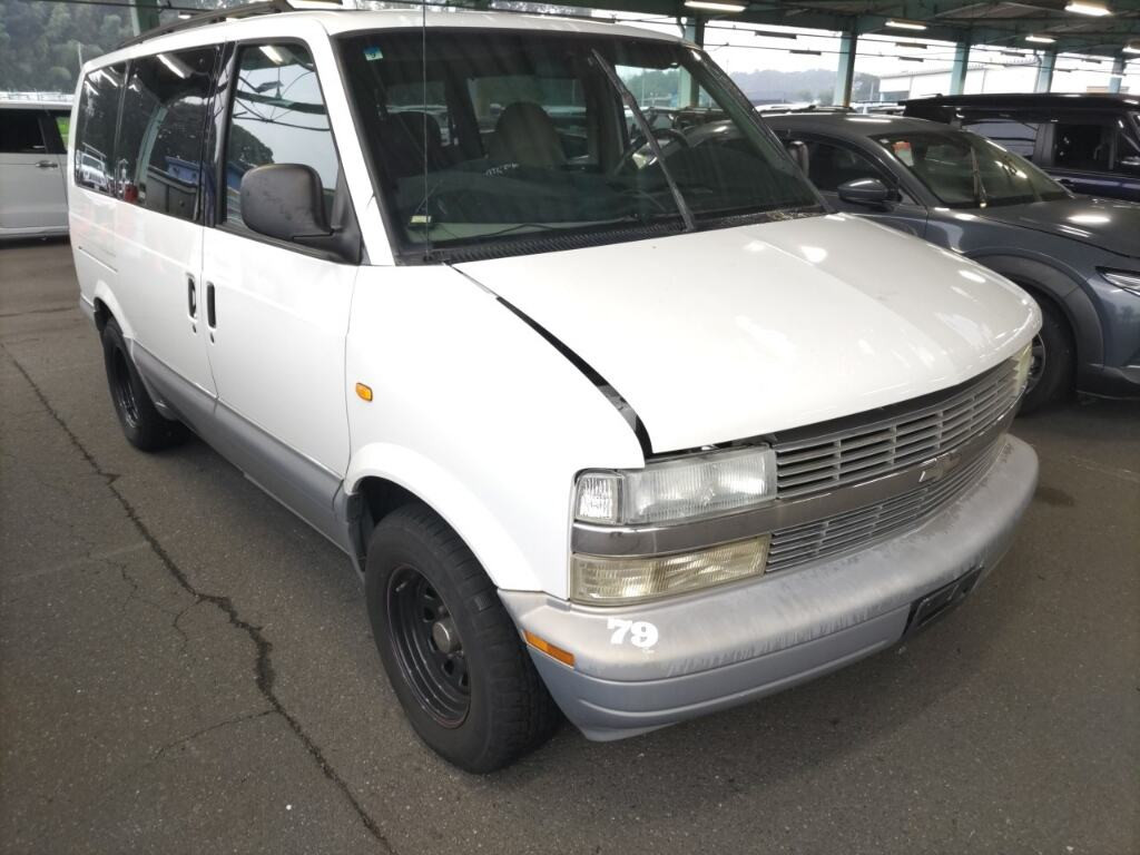 Chevrolet CL14G 2000 z aukcji japońskiej