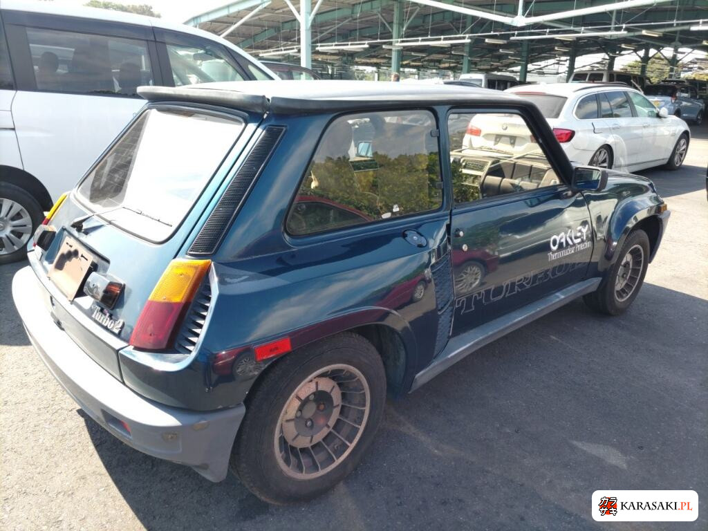 Renault 1987 z aukcji japońskiej