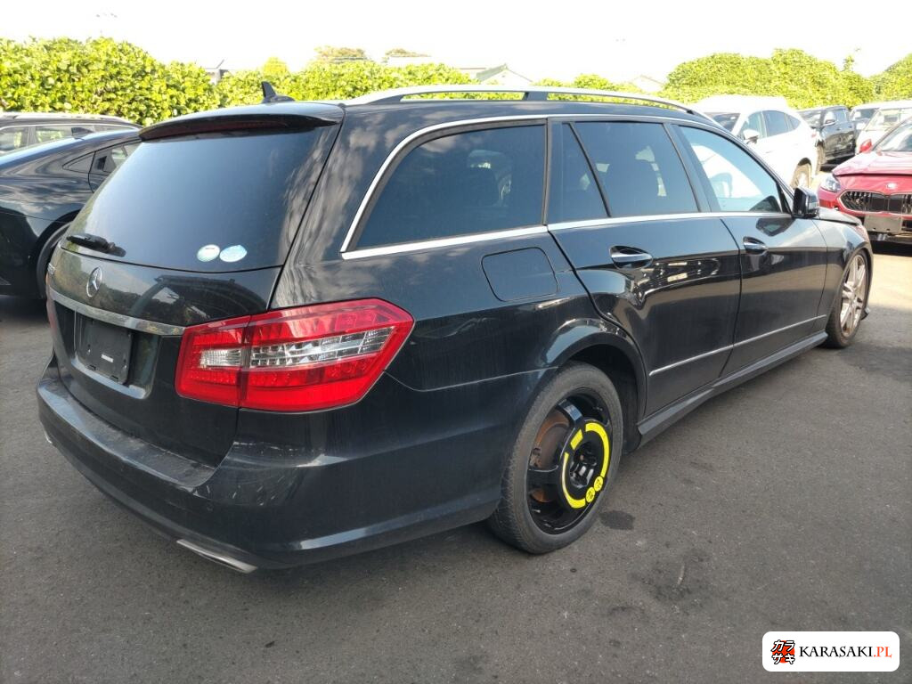 2012 Mercedes-Benz E-Class Stationwagon 4