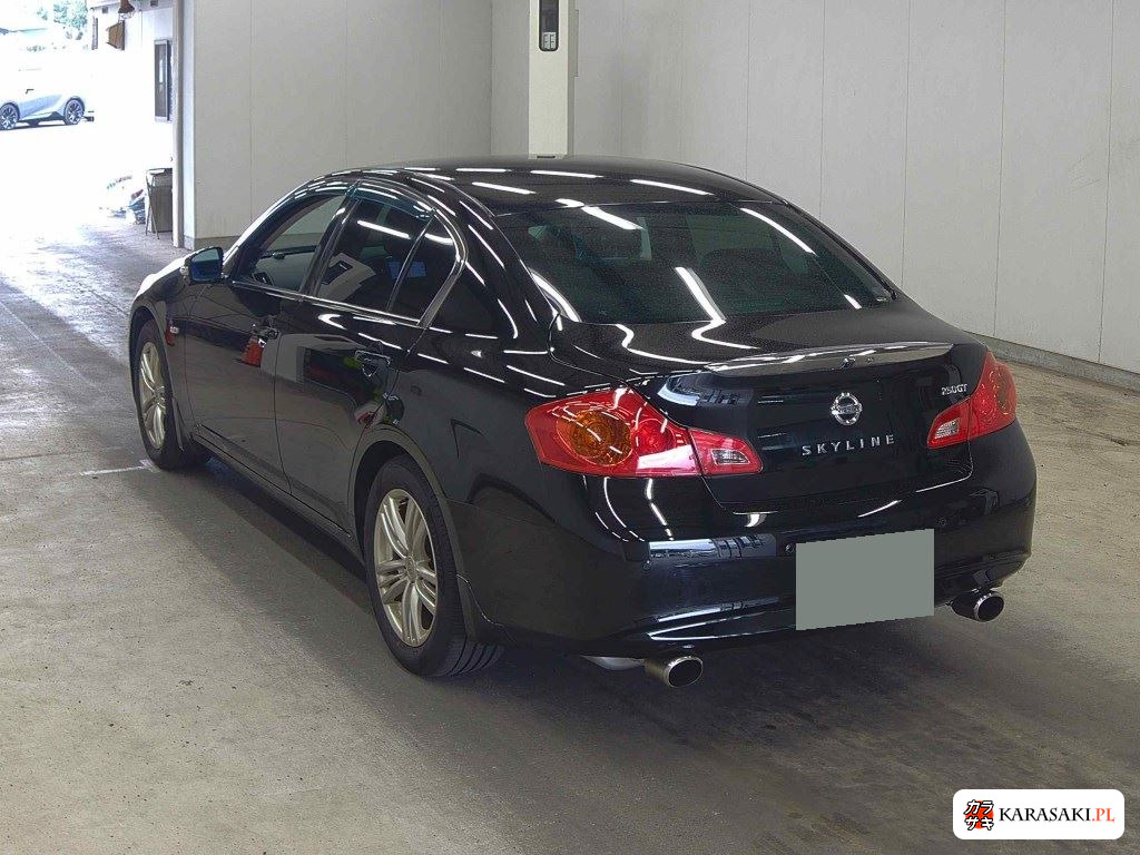 2013 Nissan Skyline 4D 250GT 2