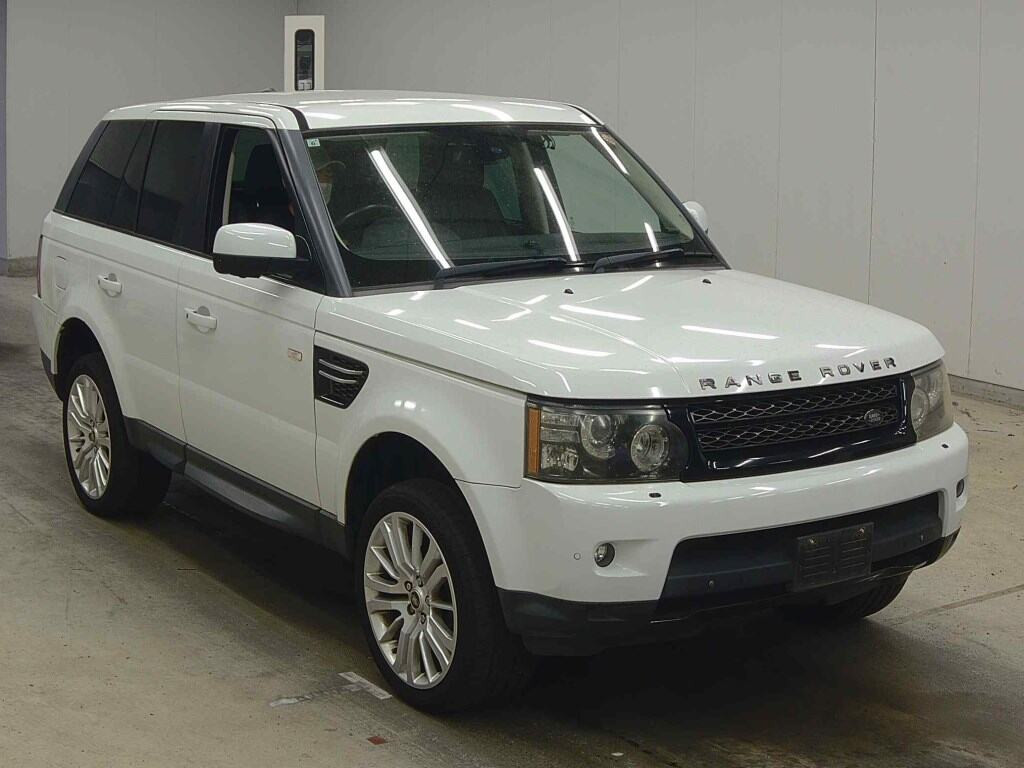 Land Rover Range Rover Sport 2013 from a Japanese auction
