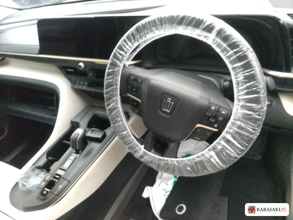 2024 Toyota Crown Crossover 4WD G Leather Package 5