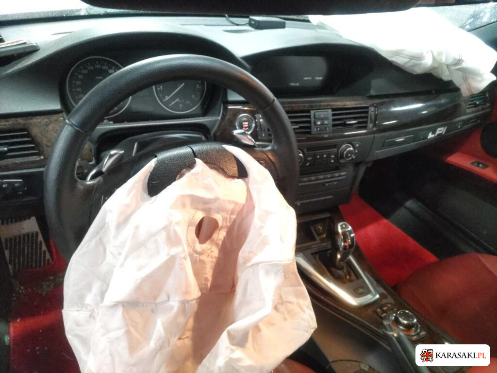 BMW 3 Series 2010 z aukcji japońskiej