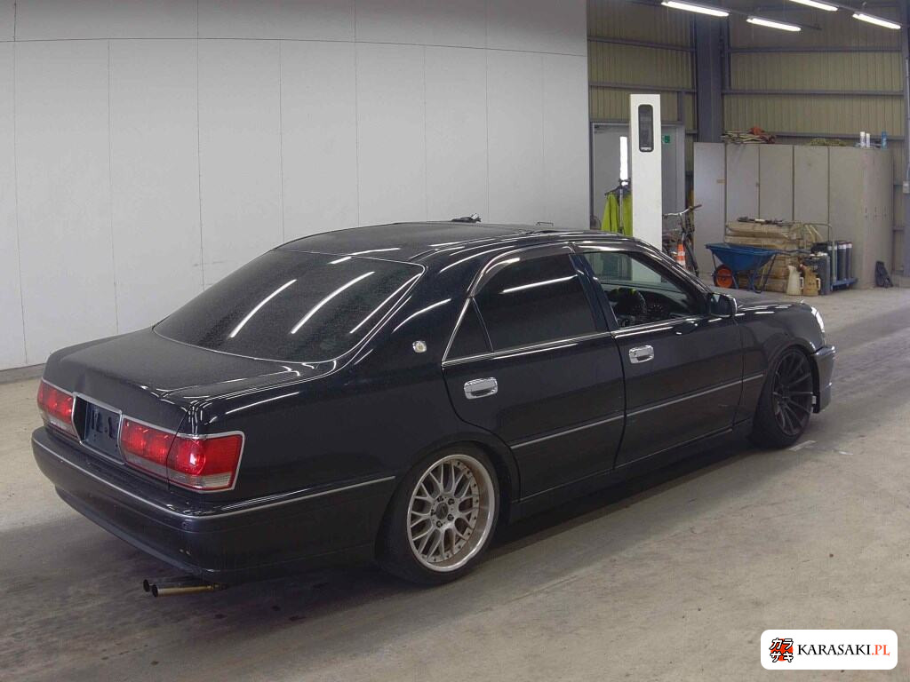 2003 Toyota Crown 4D Athlete V 4