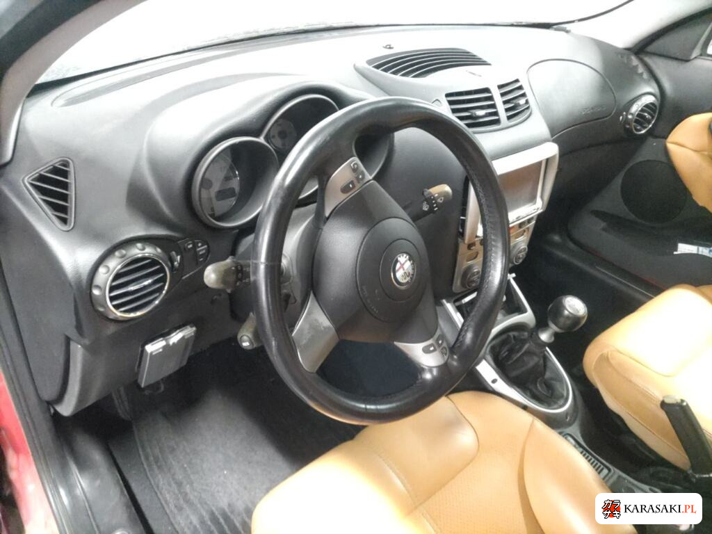 Alfa Romeo Alfa GT 2005 z aukcji japońskiej