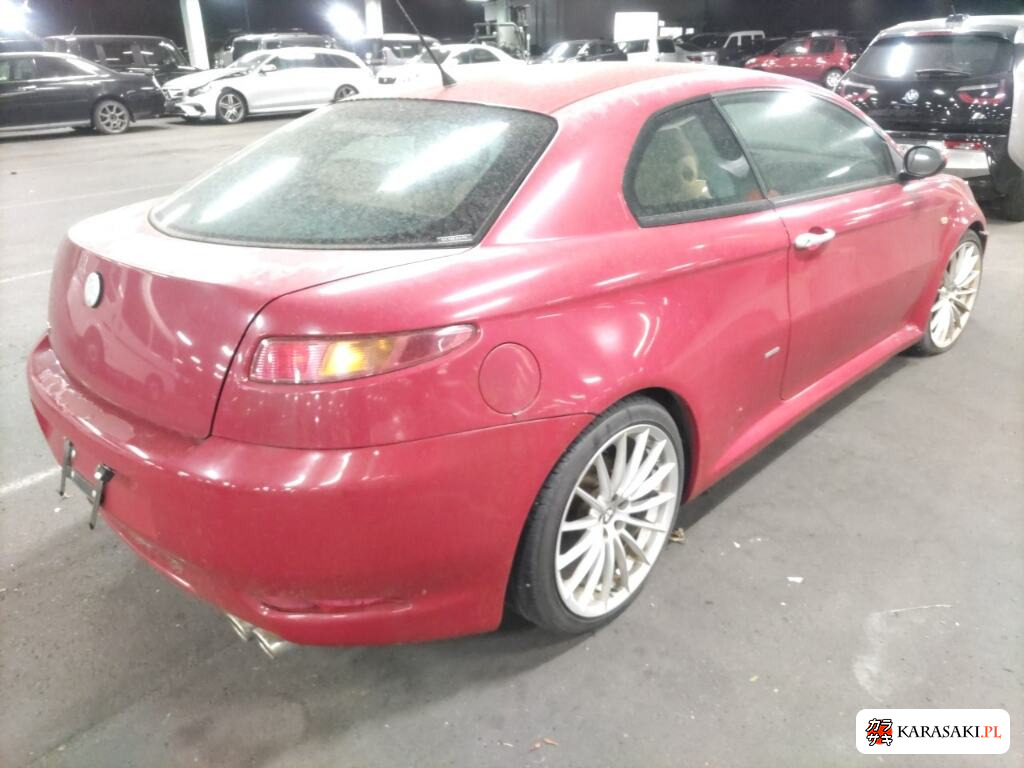 Alfa Romeo Alfa GT 2005 z aukcji japońskiej