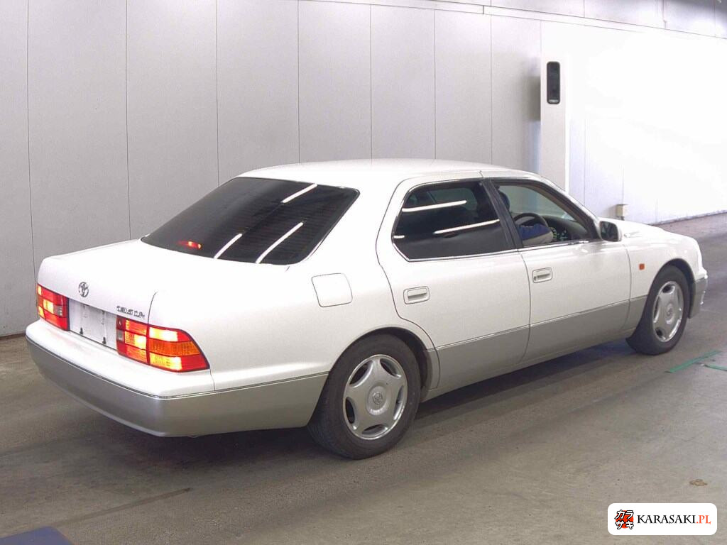 Toyota Celsior 1999 z aukcji japońskiej