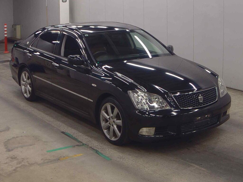 Toyota Crown 2007 z aukcji japońskiej