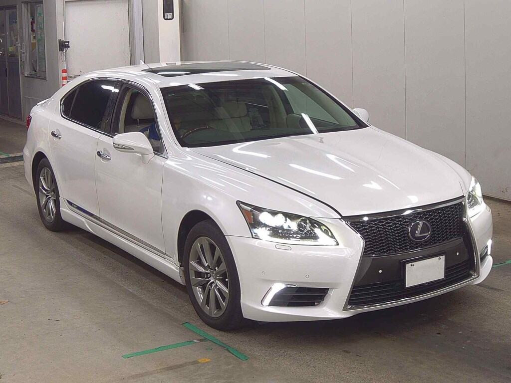 Lexus LS 2008 z aukcji japońskiej