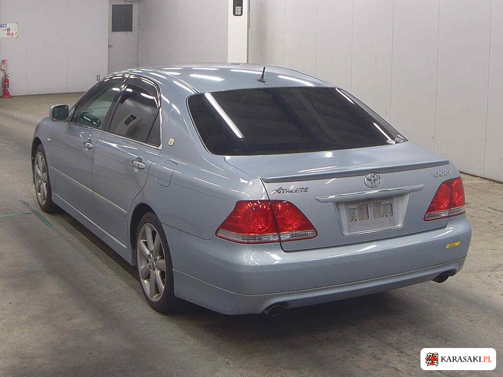 2004 Toyota Crown 4D Athlete G Package 2