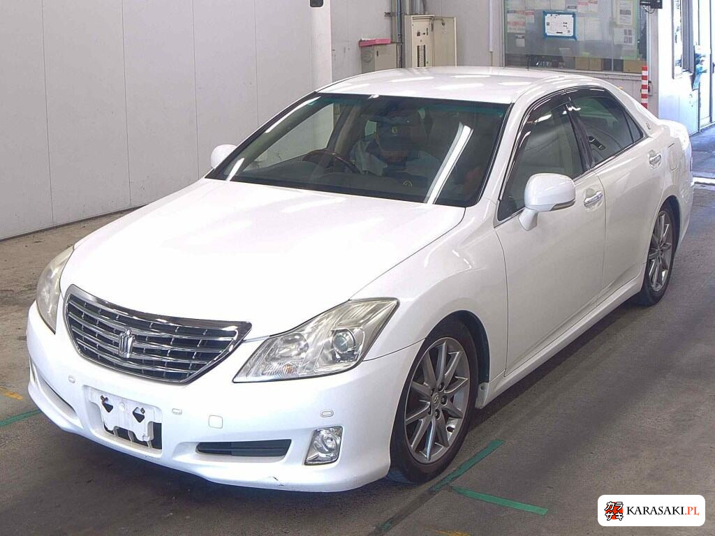 2009 Toyota Crown 4D Royal Saloon 3