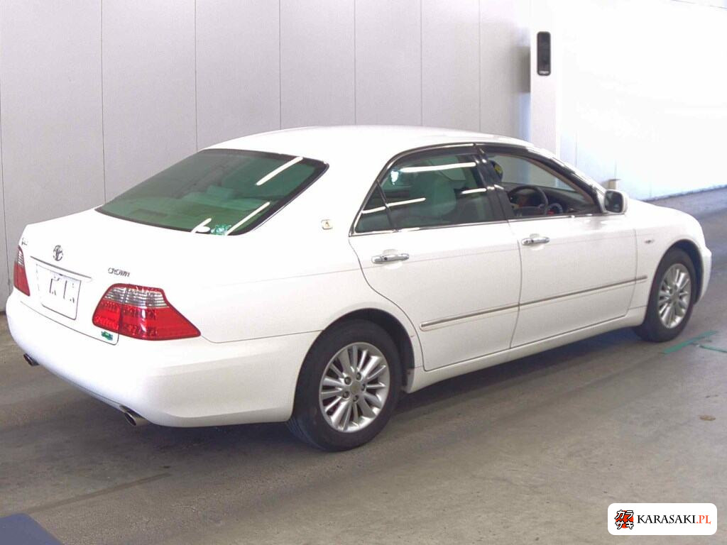 2005 Toyota Crown 4D Royal Saloon 4