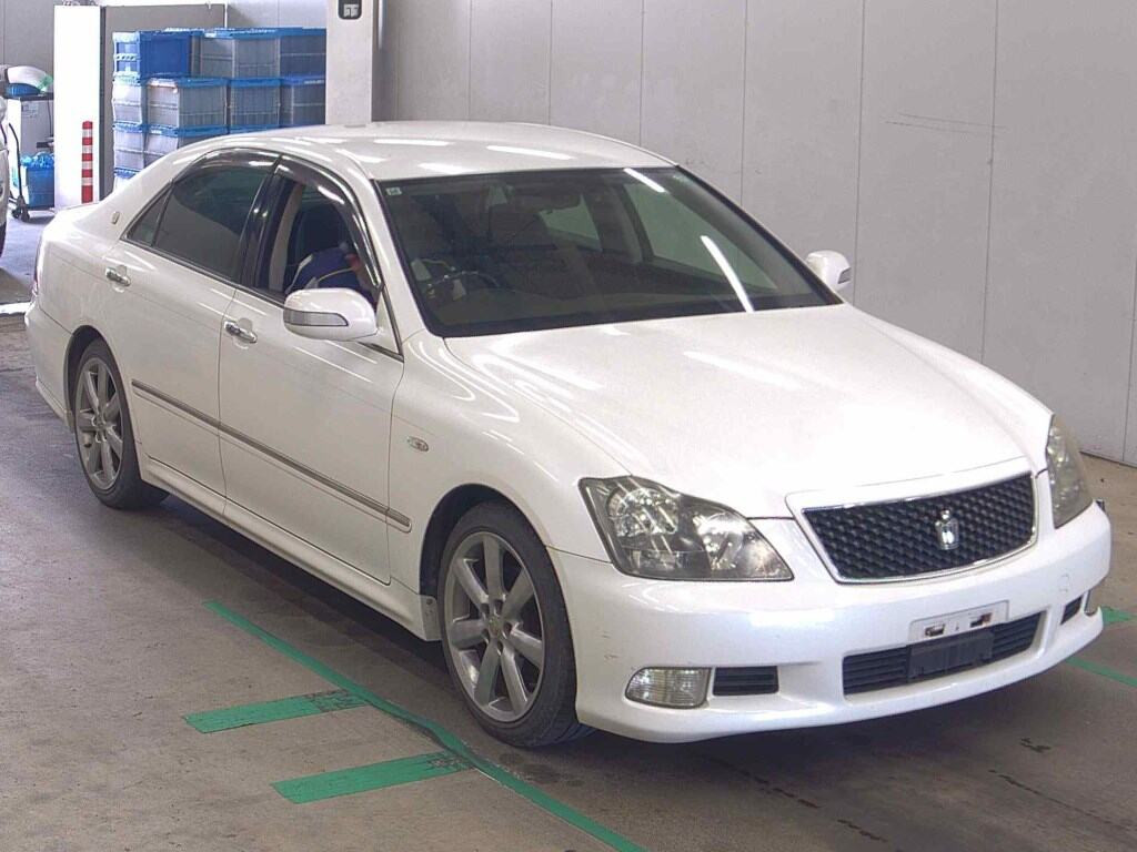 Toyota Crown 2007 z aukcji japońskiej