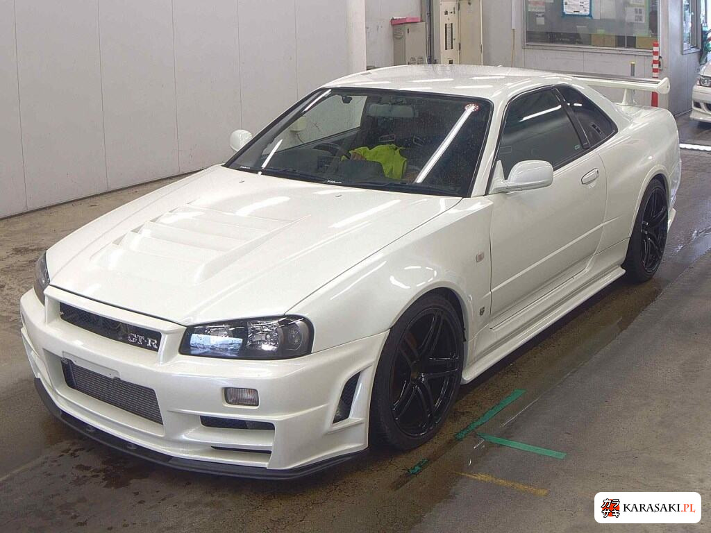 Nissan Skyline 2001 z aukcji japońskiej