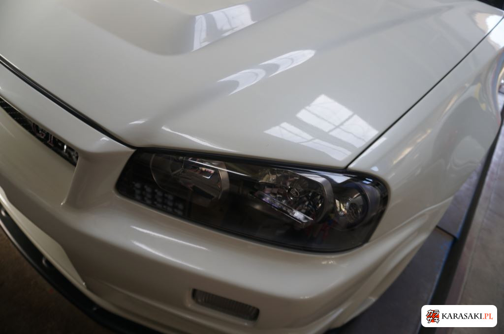 Nissan Skyline 2001 z aukcji japońskiej