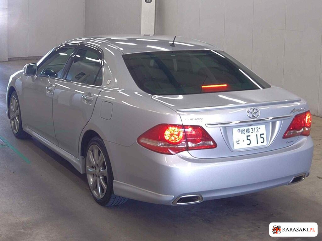 Toyota Crown 2009 z aukcji japońskiej