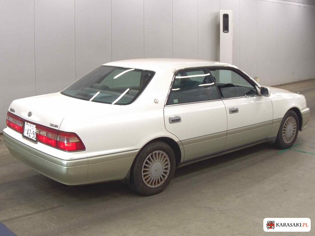 Toyota Crown 1996 z aukcji japońskiej