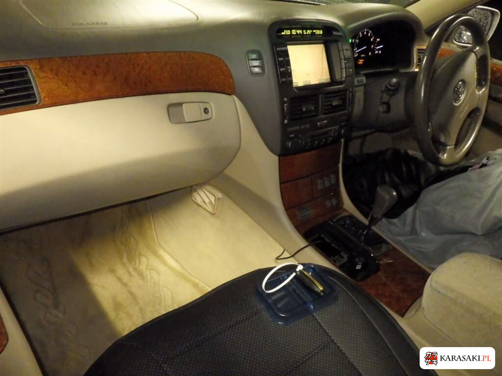 Toyota Celsior 2006 z aukcji japońskiej