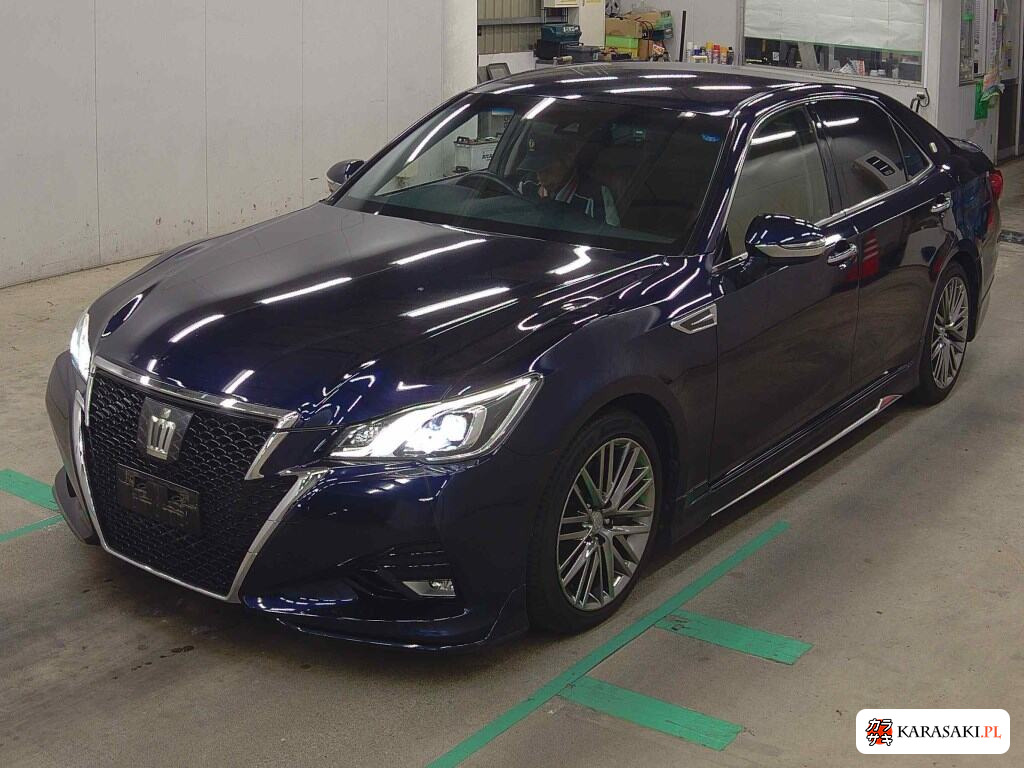 Toyota Crown 2017 z aukcji japońskiej