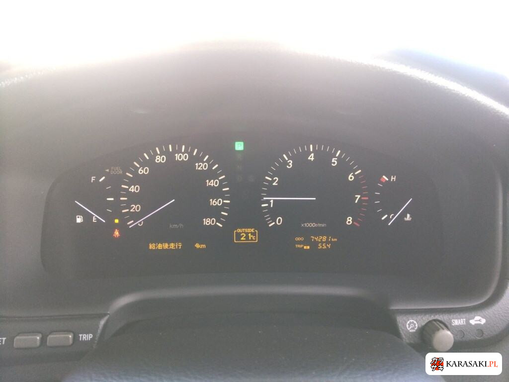 Toyota Celsior 2004 z aukcji japońskiej