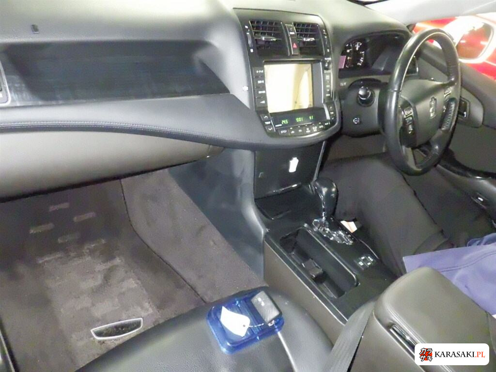 Toyota Crown 2008 z aukcji japońskiej