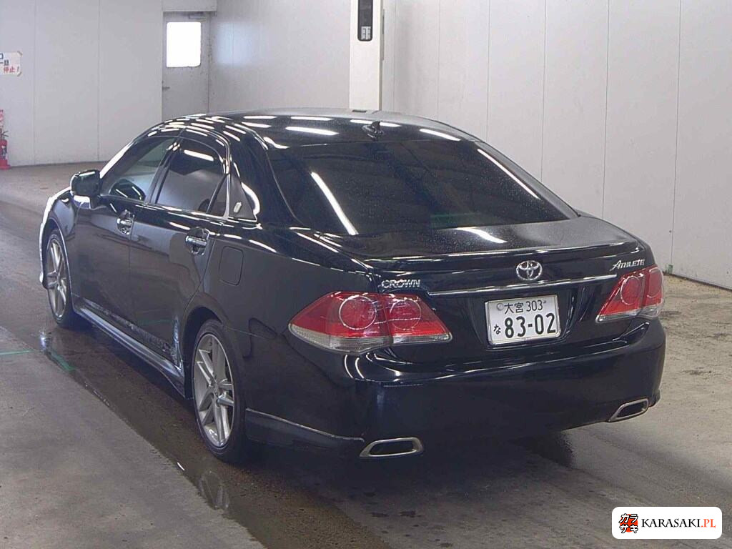 Toyota Crown 2011 z aukcji japońskiej