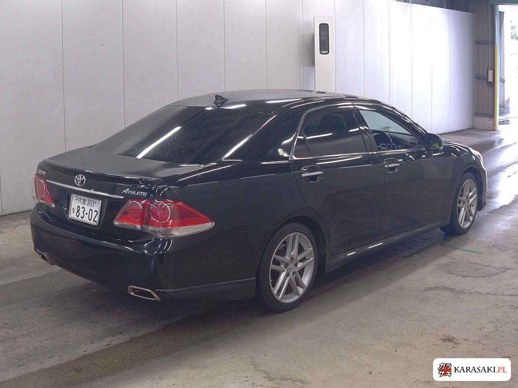 Toyota Crown 2011 z aukcji japońskiej
