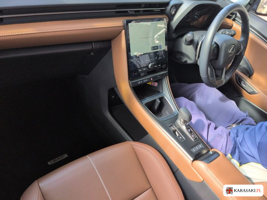 Lexus LBX 2025 z aukcji japońskiej