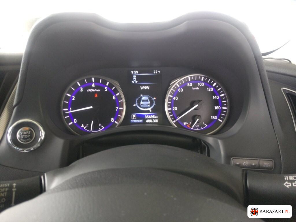 Nissan Skyline 2015 z aukcji japońskiej
