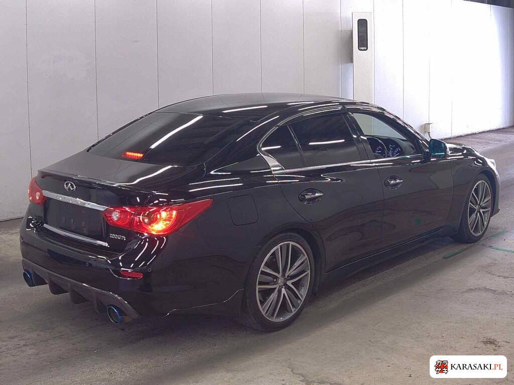 Nissan Skyline 2015 z aukcji japońskiej