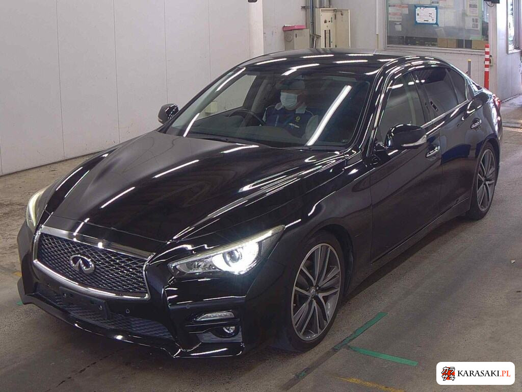 Nissan Skyline 2015 z aukcji japońskiej